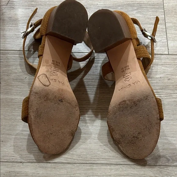 Via Spiga Tan Strappy Sandals - Picture 6 of 8